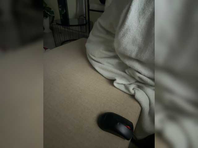 Dotrizer-1 live cam on BongaCams