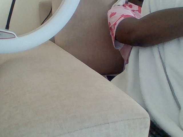 Dotrizer-1 live cam on BongaCams