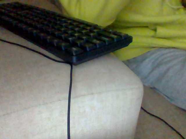 Dotrizer-1 live cam on BongaCams