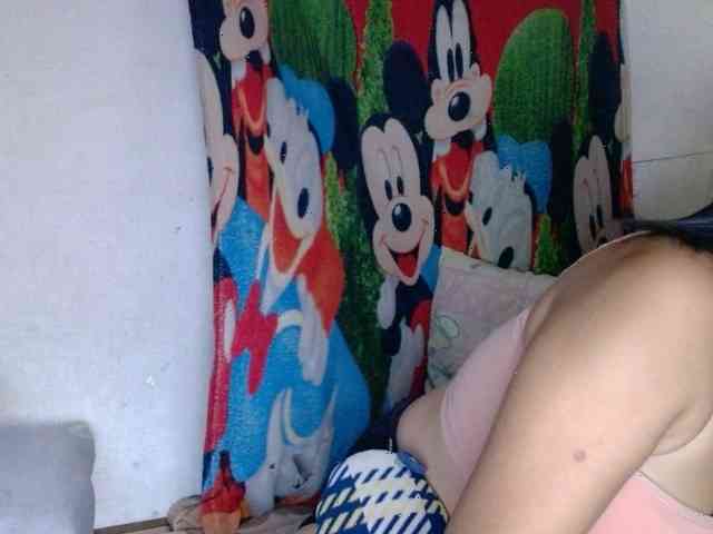 Asianhotyuks1