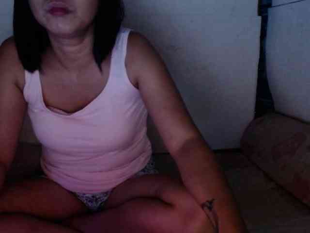 Asianhotyuks1