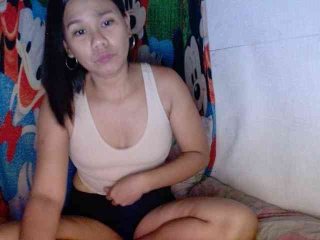 Asianhotyuks1 webcam