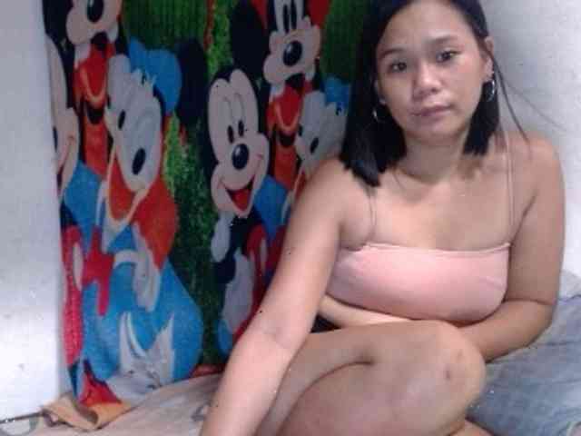 Asianhotyuks1 webcam
