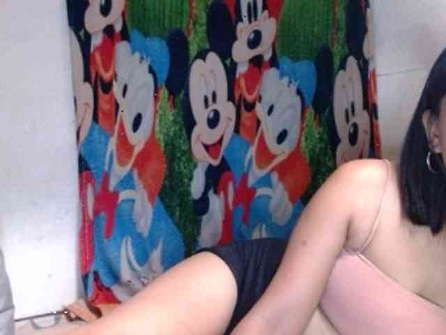 Asianhotyuks1
