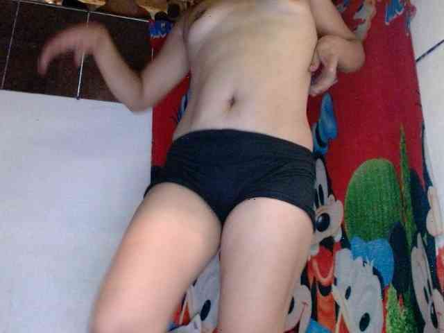 Asianhotyuks1