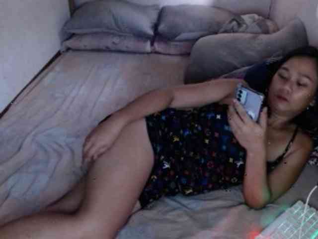 Asianhotyuks1