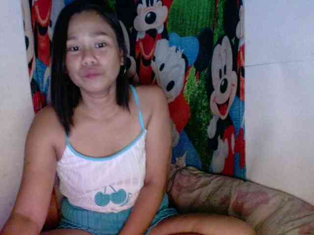 Asianhotyuks1 webcam
