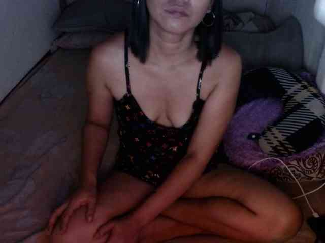 Asianhotyuks1