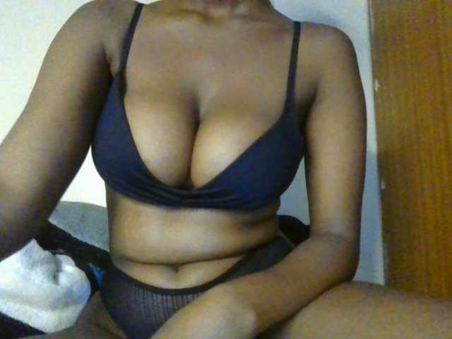 Naughtyobsession live cam on BongaCams