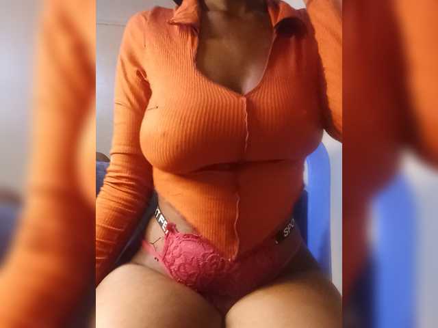 Naughtyobsession live webcam show