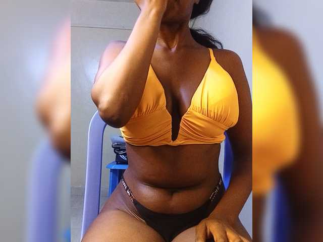 Naughtyobsession live cam on BongaCams