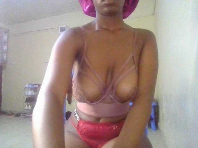 Naughtyobsession live cam on BongaCams