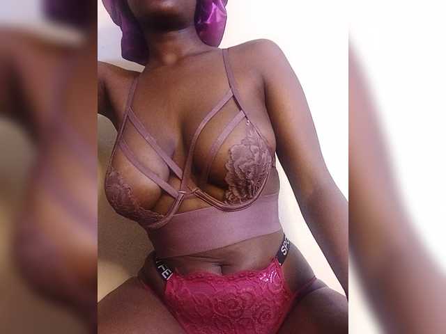 Naughtyobsession live cam on BongaCams