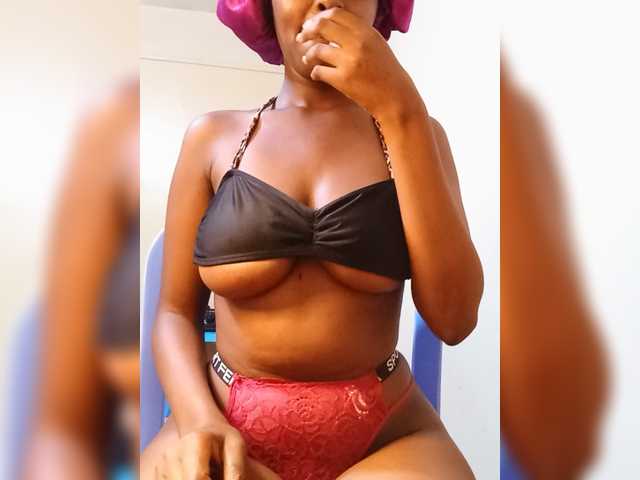 Naughtyobsession live cam on BongaCams