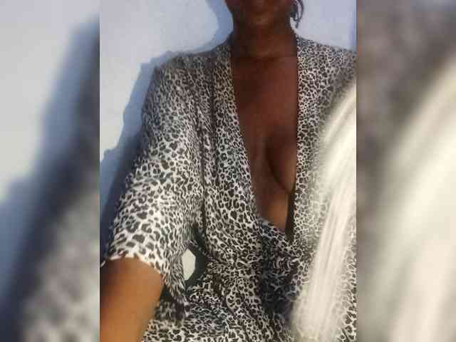 Naughtyobsession webcam