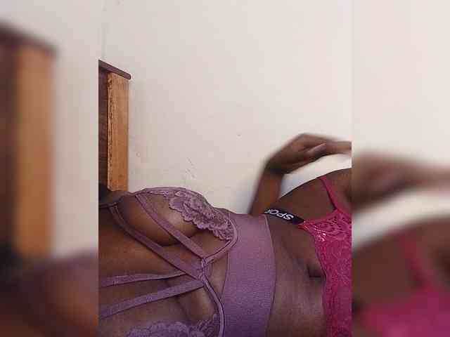 Naughtyobsession webcam