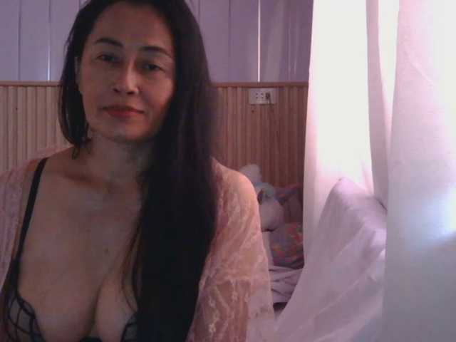 Pretty09 live cam on BongaCams