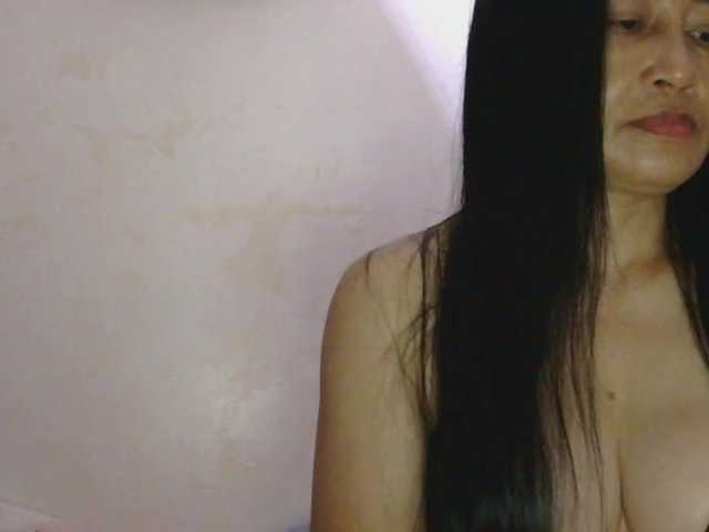 Pretty09 live cam on BongaCams