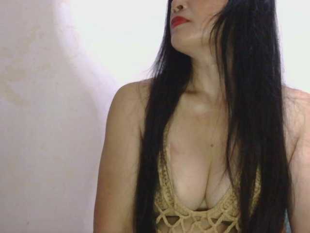 le modèle Pretty09 est en webcam porno dans un show sur le site bongacams, il possède les tags suivants: Asian,Brunette,Hairy