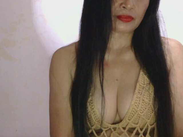 Pretty09 live cam on BongaCams