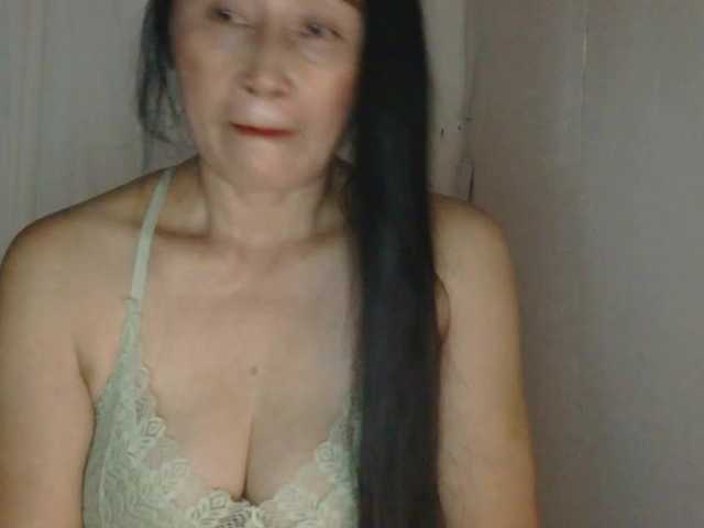 Pretty09 live cam on BongaCams