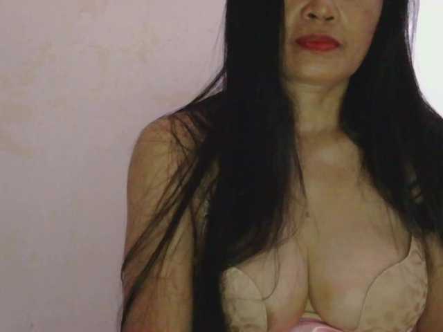 Pretty09 live webcam show