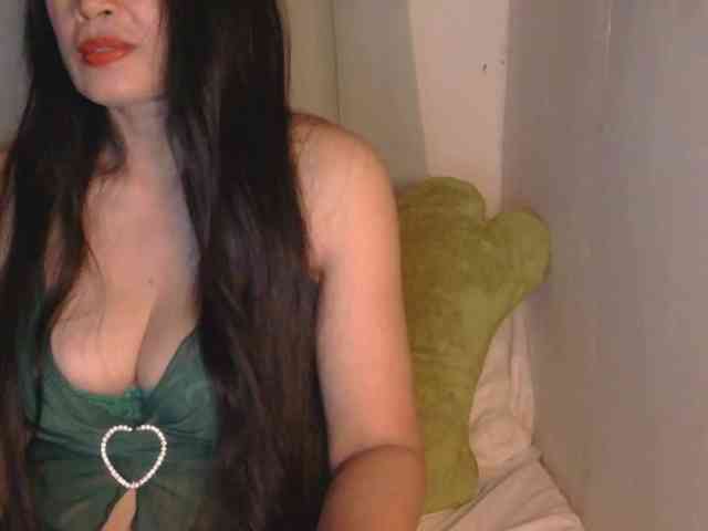 Pretty09 webcam