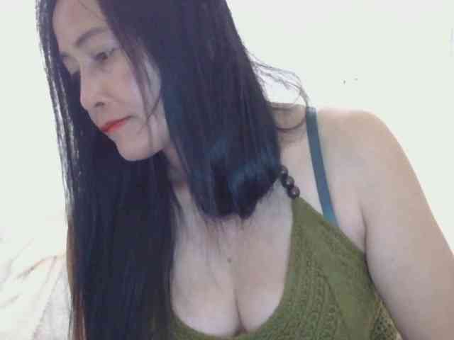 Pretty09 webcam