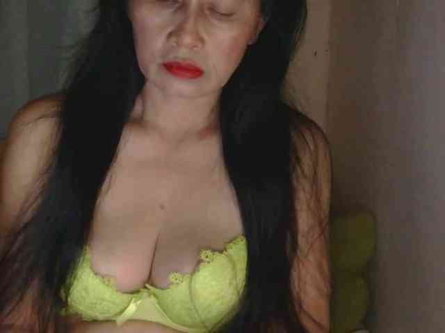 Pretty09 webcam