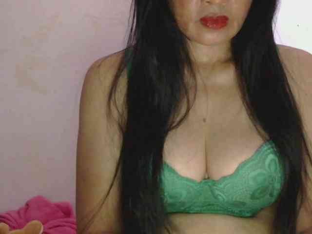 Pretty09 webcam