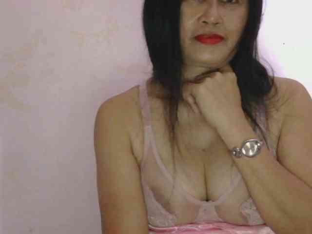 Pretty09 webcam