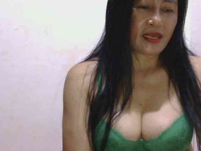 Pretty09 webcam