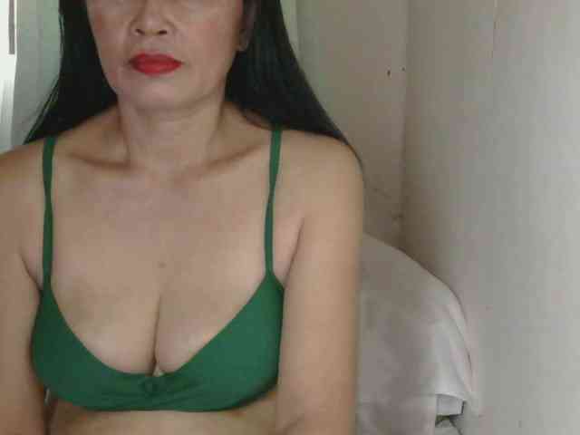 Pretty09 webcam