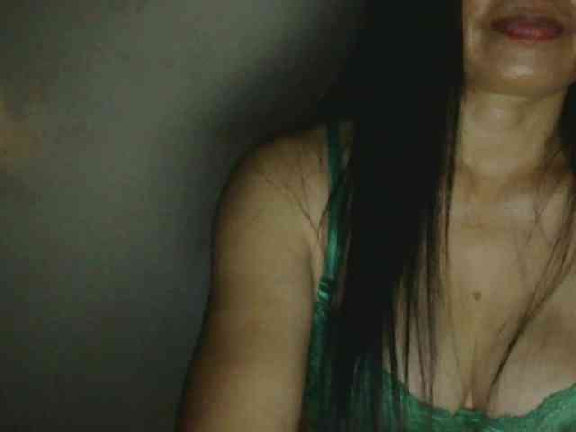 Pretty09 webcam