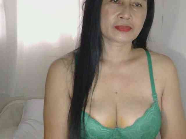 Pretty09 webcam