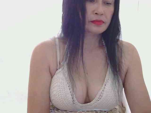 Pretty09 webcam