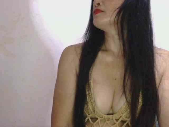 Pretty09 webcam