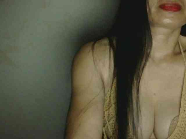 Pretty09 webcam