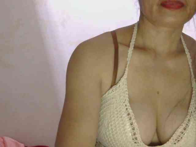 Pretty09 webcam