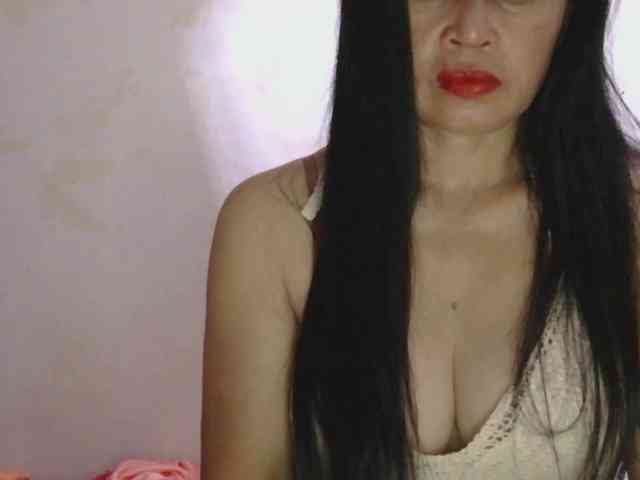 Pretty09 webcam