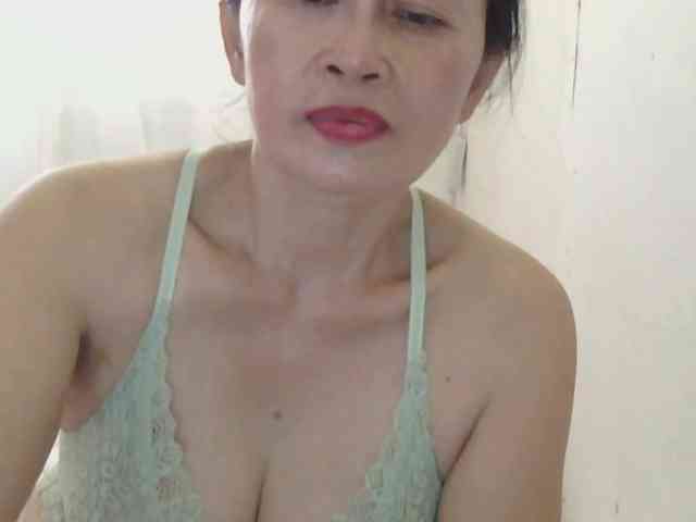 Pretty09's cam show statistics and live stream