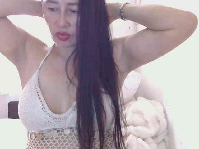 Pretty09 webcam