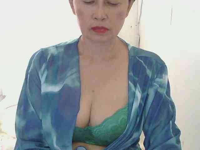 Pretty09 webcam
