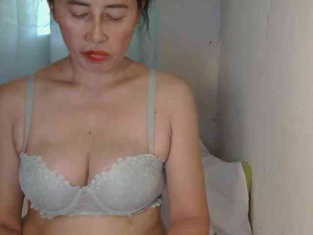 Pretty09 webcam