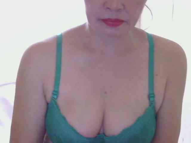 Pretty09 webcam