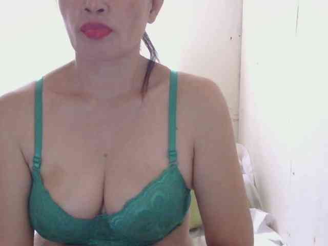Pretty09 webcam