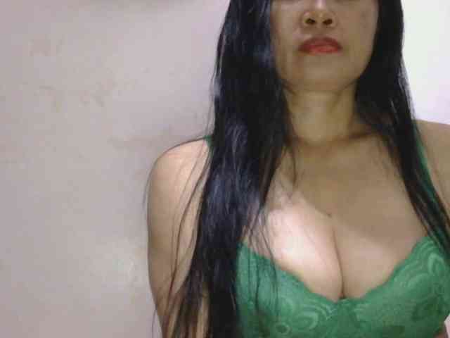 Pretty09 webcam