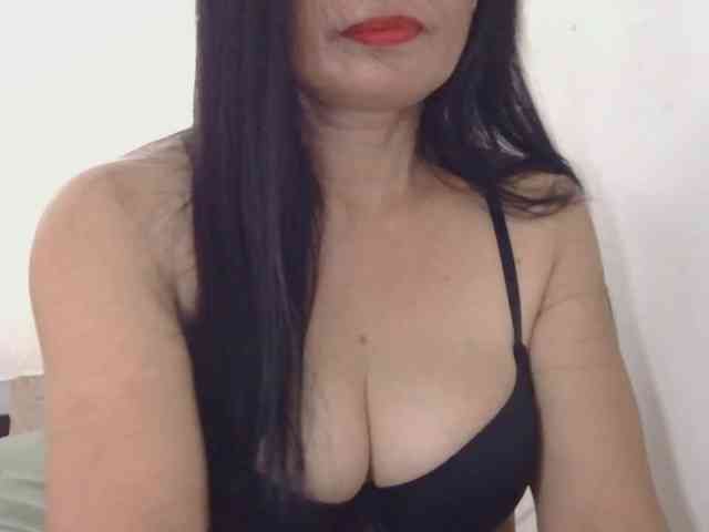 Pretty09 webcam