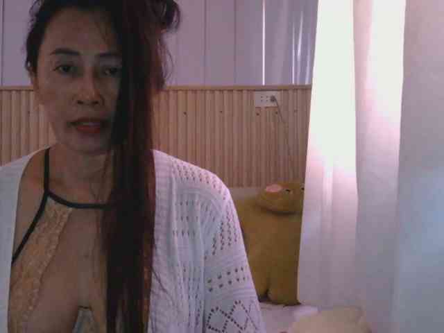 Pretty09 webcam