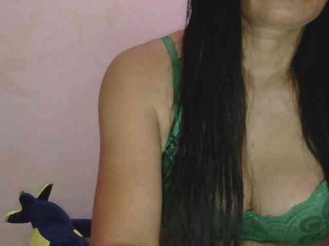 Pretty09 webcam